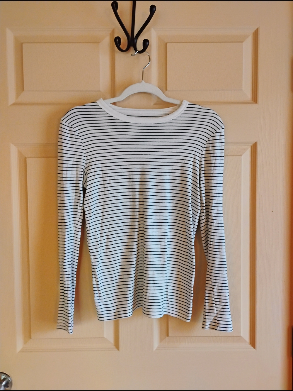 a new day Women's Long Sleeve Black and White Stripe Tee